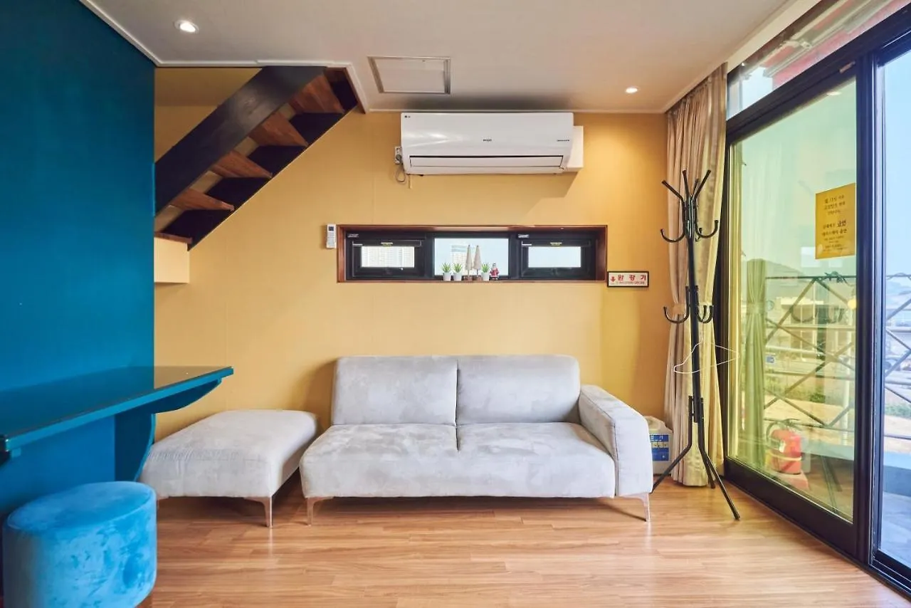 Willa Ara House Pusan Dom wakacyjny