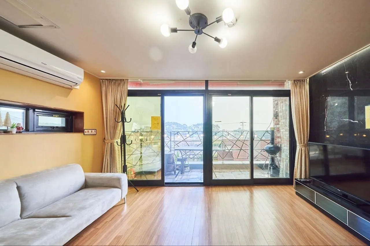 Villa Ara House Busan Ferienhaus